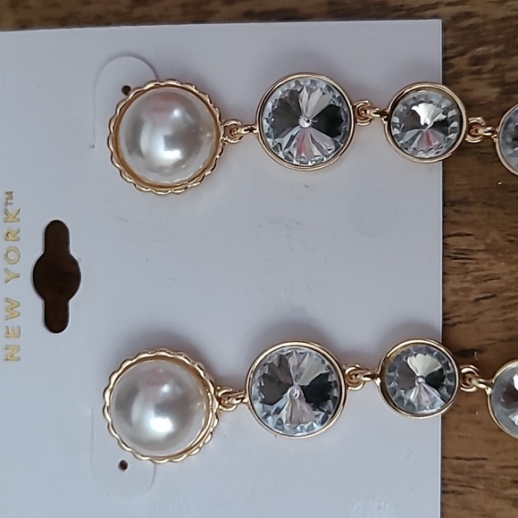 Isaac Mizrahi Faux Pearl & Rhinestone Dangle Earrings - Prom, Homecoming, Formal - Picture 6 of 11